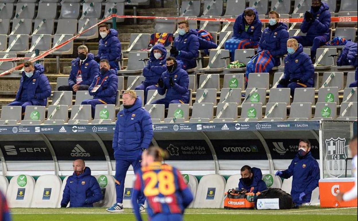 Ronald Koeman, durante el Real-Barça.