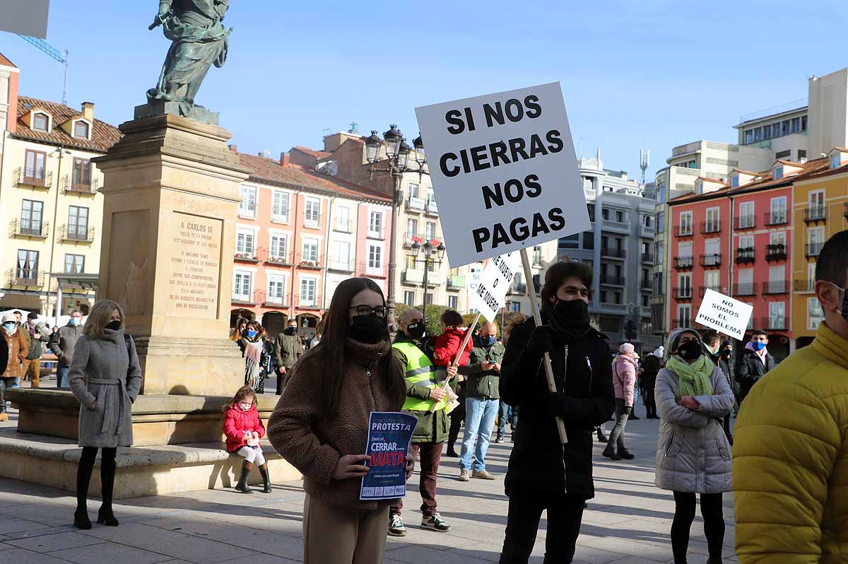 Fotos: La protesta de los empresarios de Burgos en imágenes