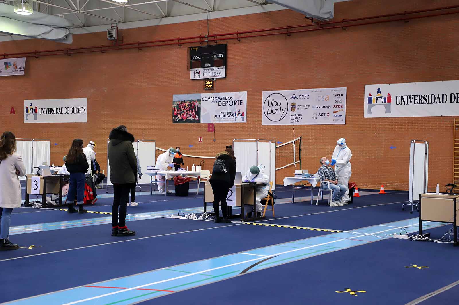 9.000 personas están llamadas a participar en el cribado de la UBU en el polideportivo universitario.