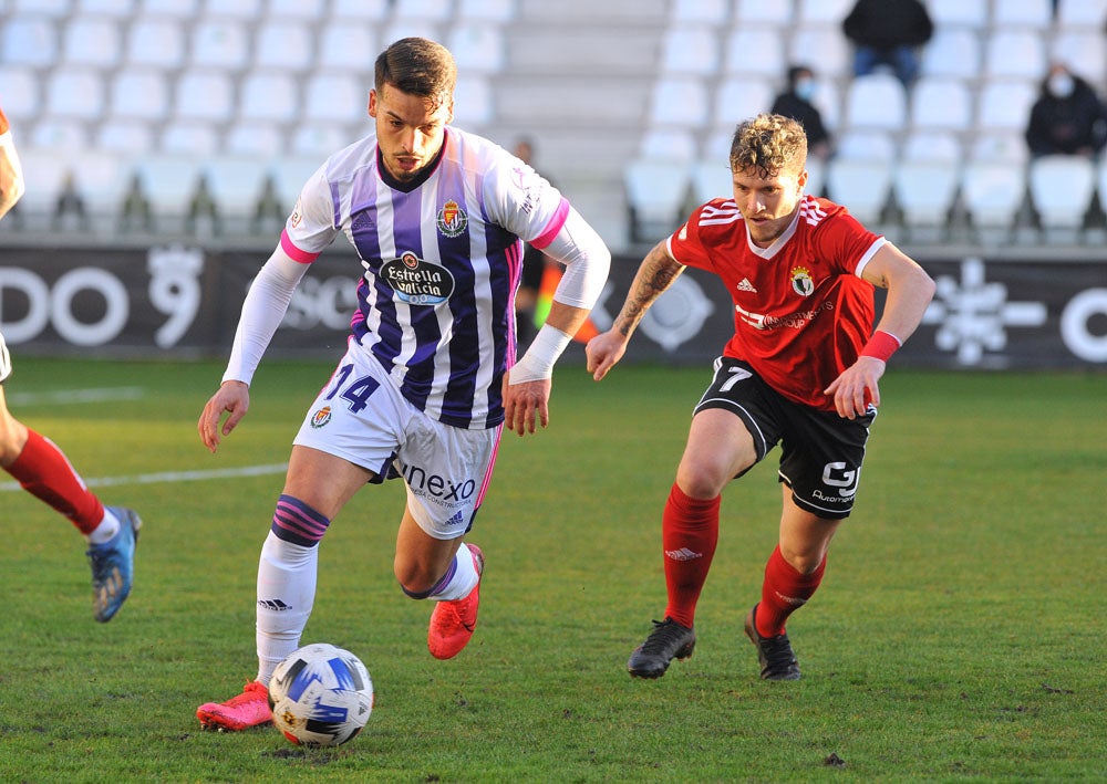 Fotos: El Burgos CF, más líder