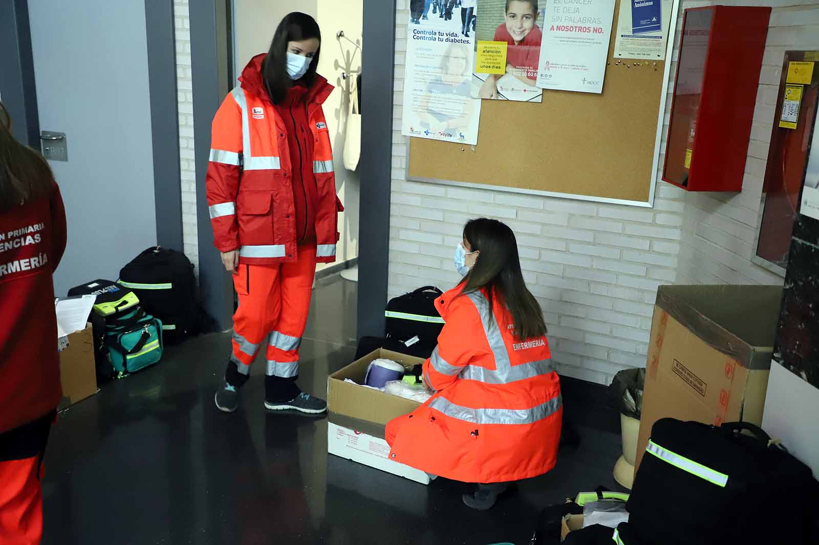 Ardua tarea de los profesionales que han vacunado durante seis semanas a usuarios de residencias y centros de personas dependientes.