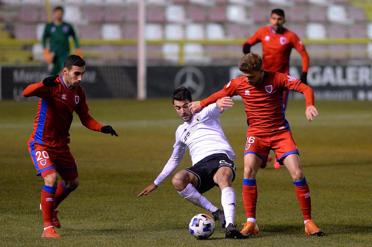 Elgezabal lleva al Burgos al éxtasis en Los Pajaritos