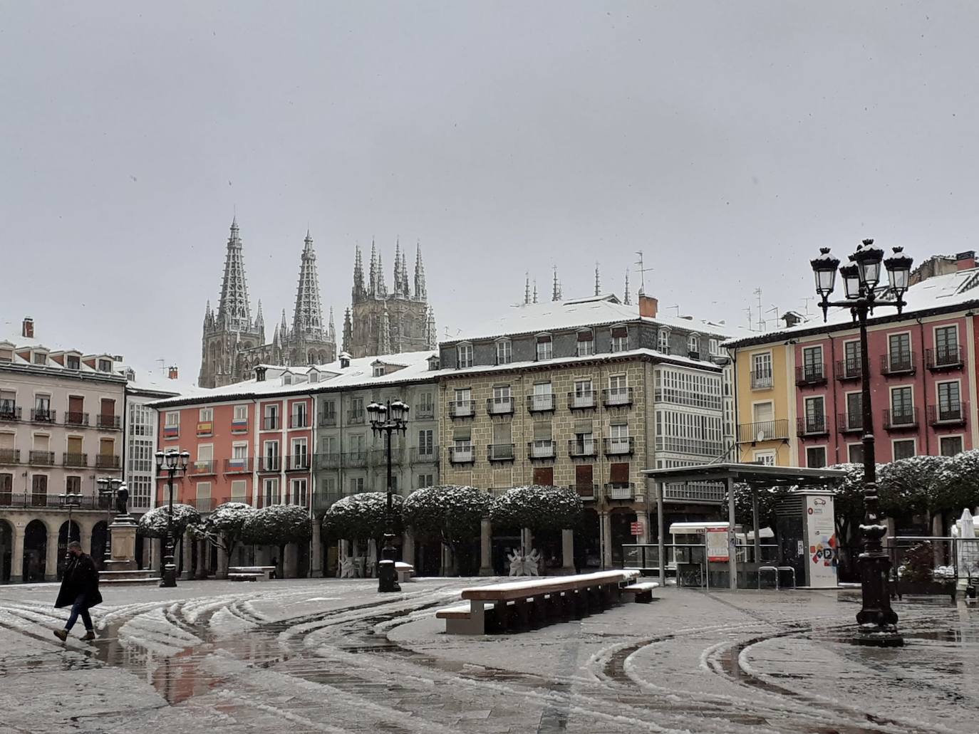 El centro de Burgos presenta este lunes imágenes de potal.