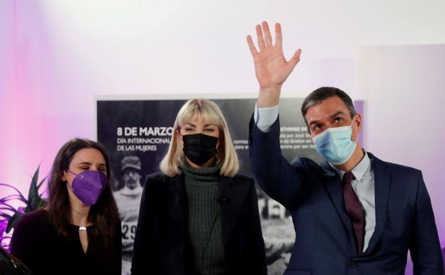 Los partidos políticos pugnan por marcar perfil propio el 8-M