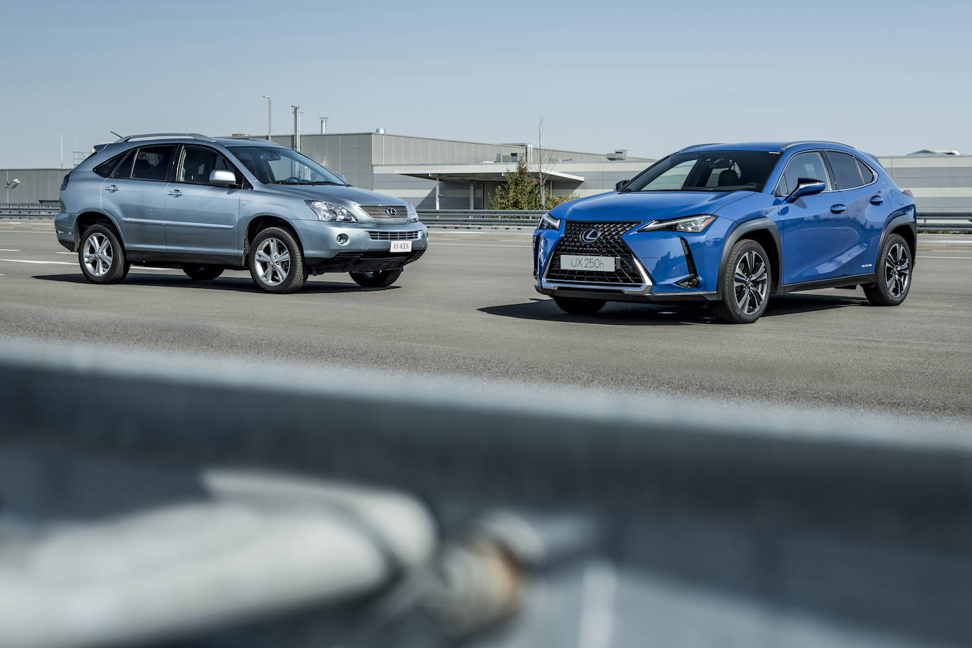 Fotos: Fotogalería: Lexus RX 400h frente al UX 250h