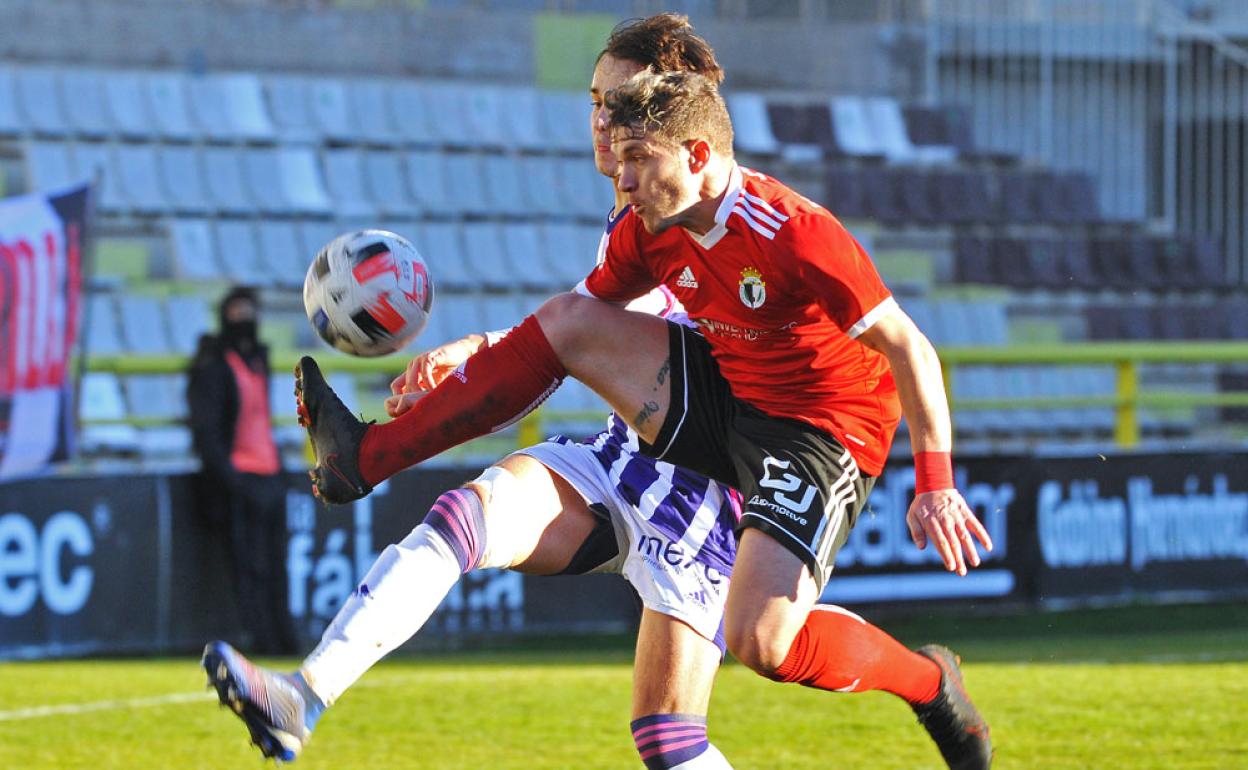 Juanma vuelve a apuntar al once titular. 