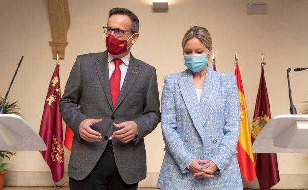 Diego Conesa (PSOE) y Ana Martinez Vidal (Ciudadanos).