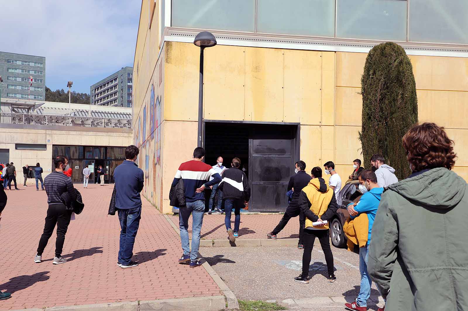 El polideportivo José Luis Talamillo ha acogido la primera prueba de la oposición.