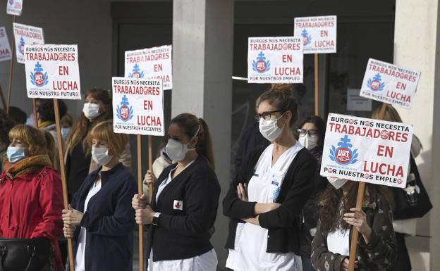 En el aire el futuro de los 90 trabajadores del San Juan de Dios, que se sienten «utilizados»