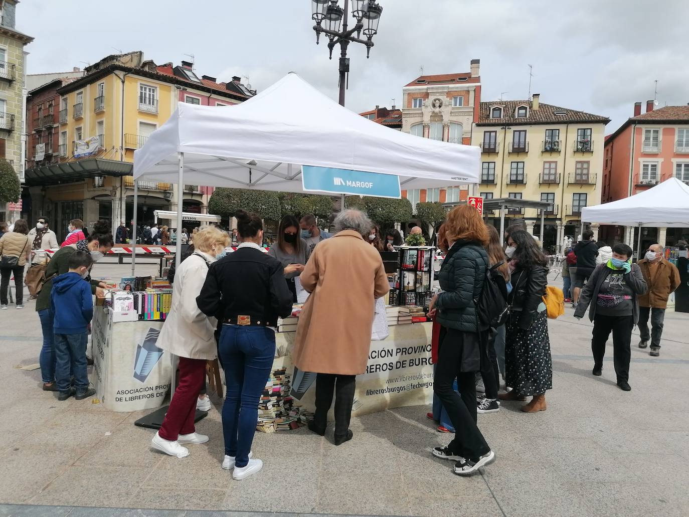 Fotos: Los libreros de Burgos vuelven a las calles