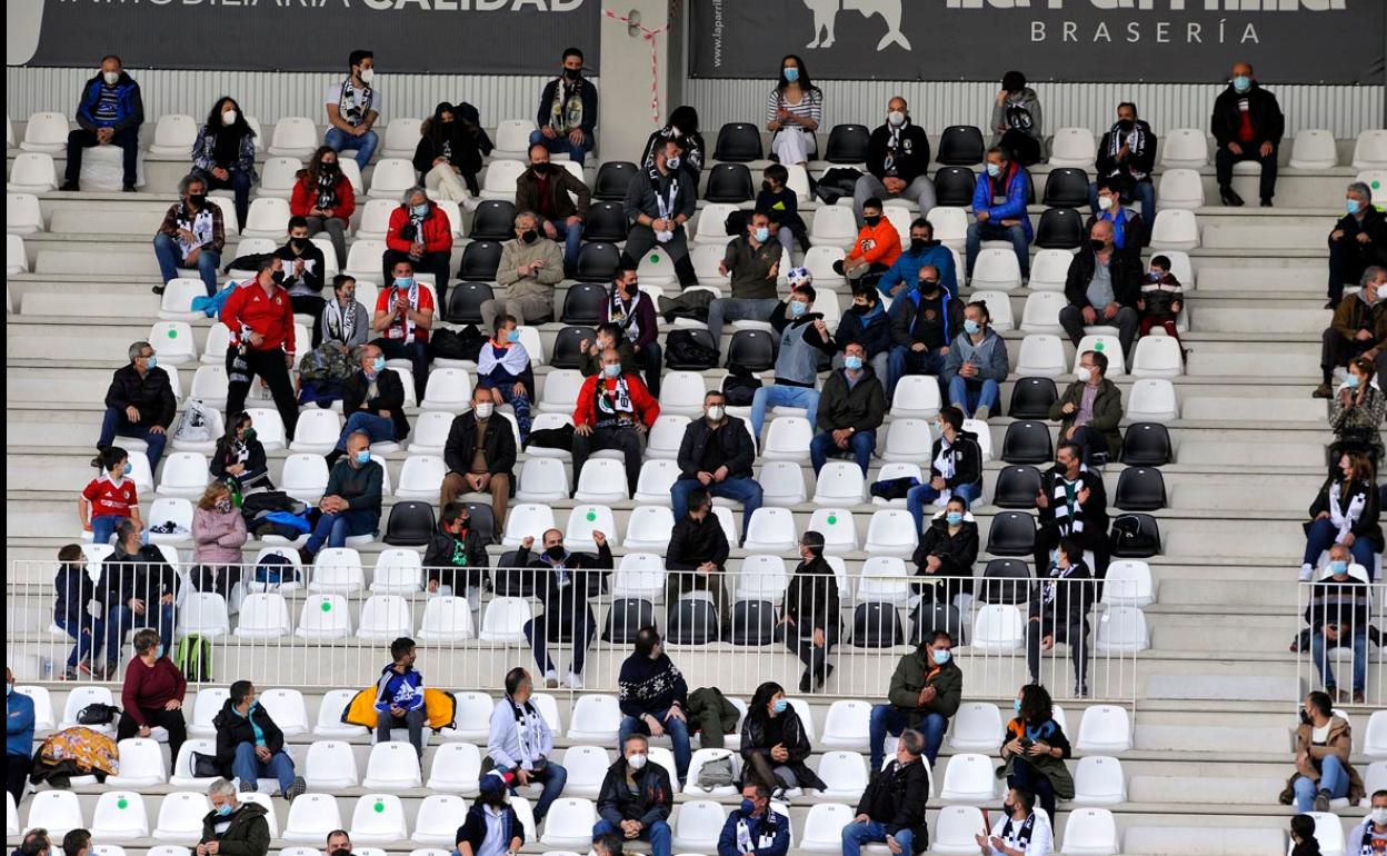 Actualmente, el Burgos CF es el único usuario del estadio.