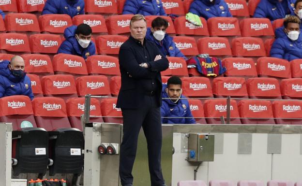 Koeman: «No entiendo la roja. No he dicho nada»