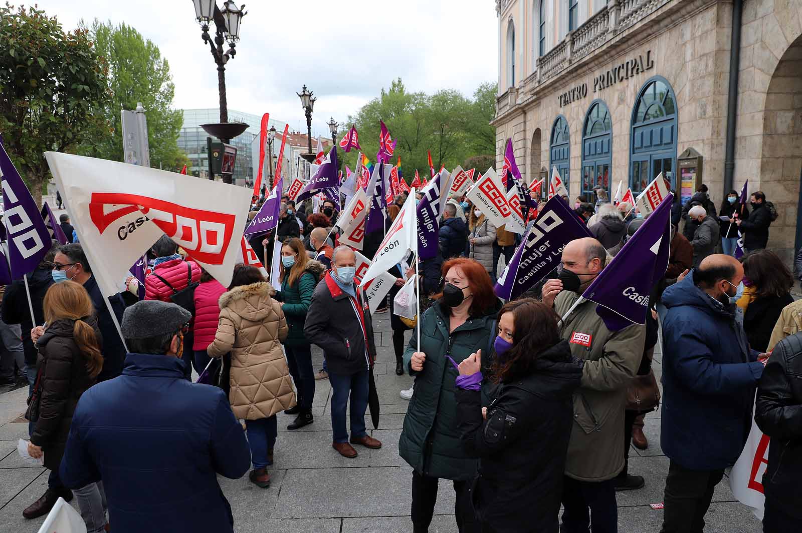 Multitudinaria concentración en Burgos en el 1º de Mayo,