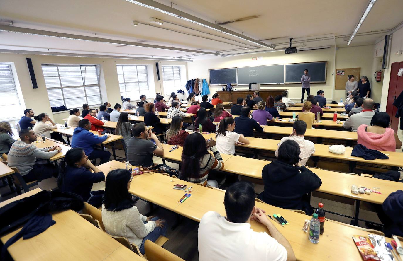 Burgos contará con 28 tribunales para las oposiciones de profesores de secundaria y otros cuerpos