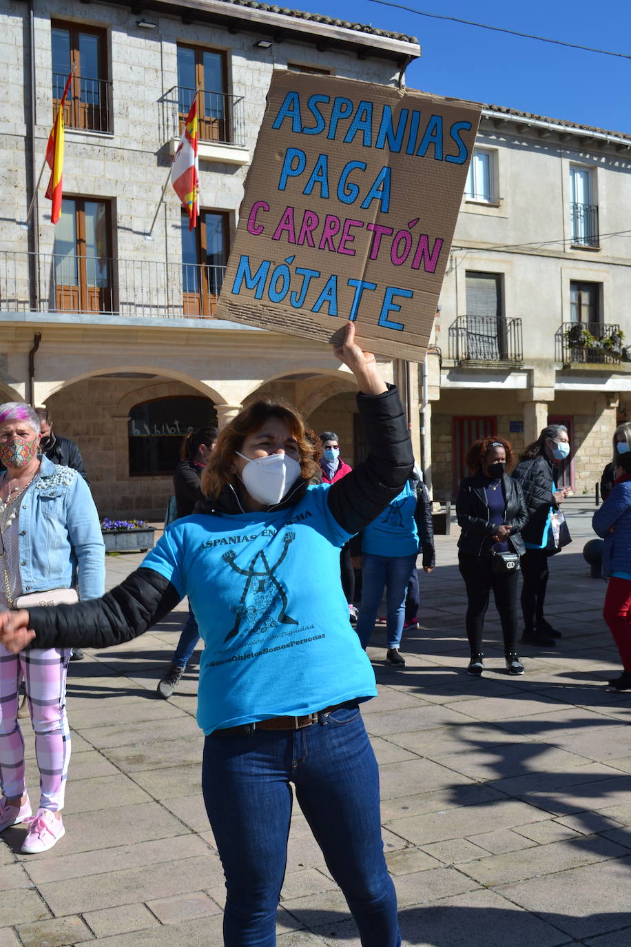 Fotos: Manifestación de los trabajadores de Aspanias en las residencias de mayores