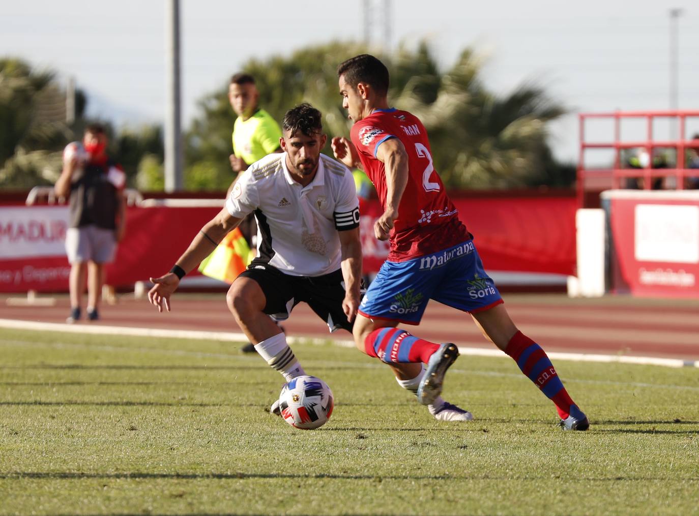 Fotos: Echa un vistazo a las imágenes del partido Burgos CF-CD Calahorra