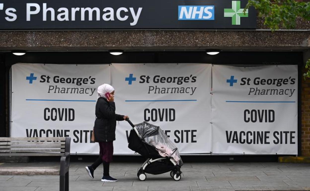 Un centro de vacunación en Londres. 