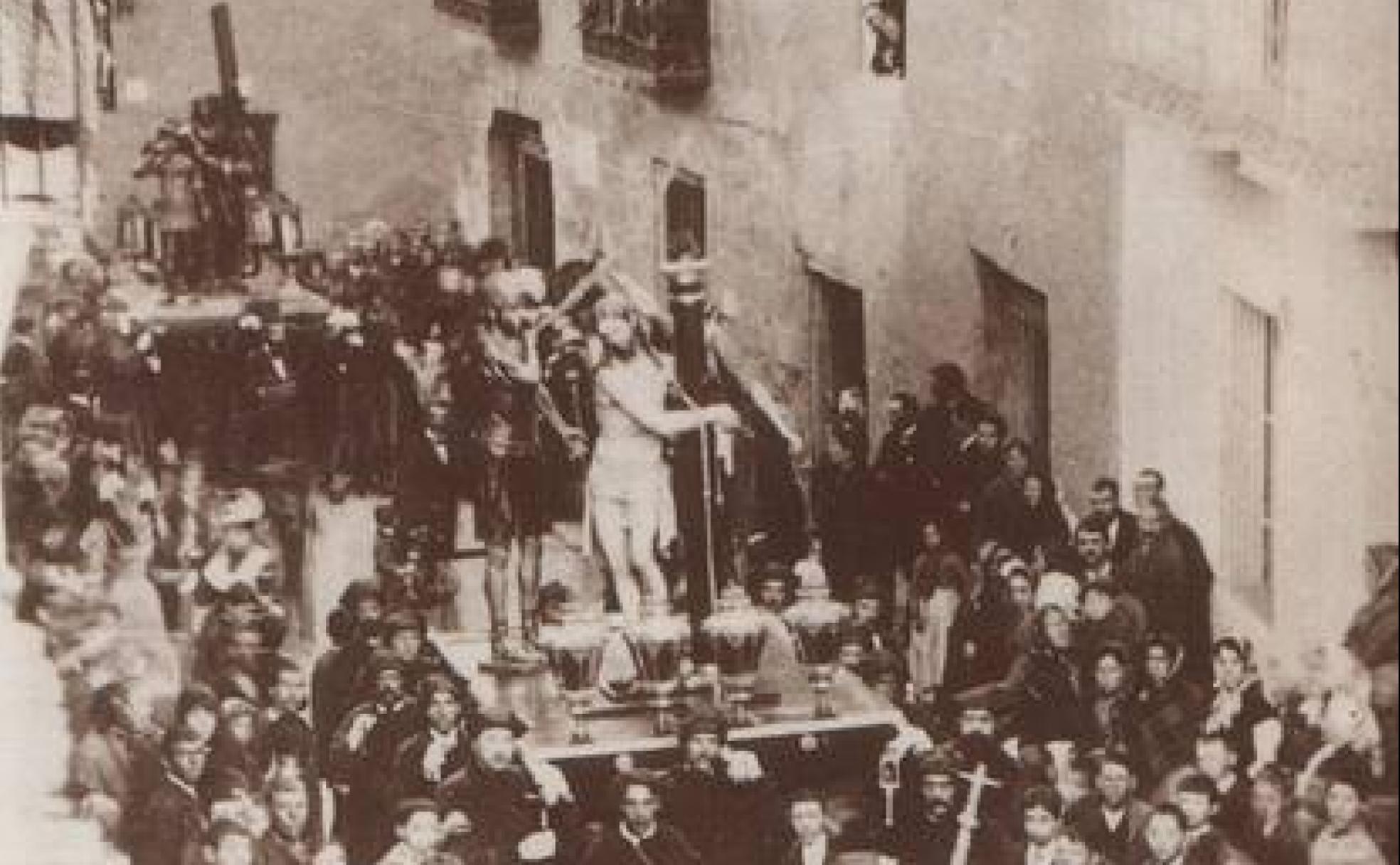 Procesión del Jueves Santo de 1901 en Medina de Rioseco.