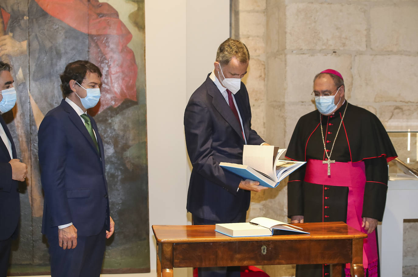 Fotos: Visita de Felipe VI a la muestra Las Edades del Hombre de Burgos