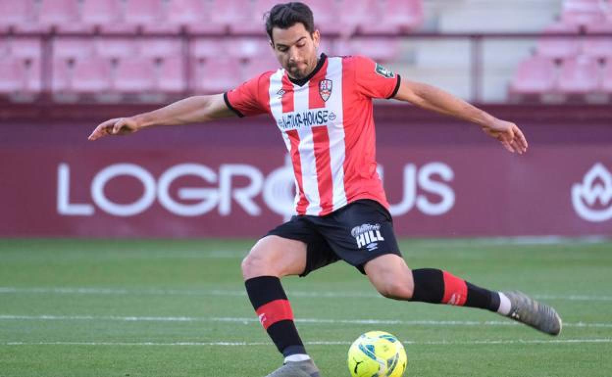 Andy Rodríguez, en un partido con la camiseta de la UD Logroñés.