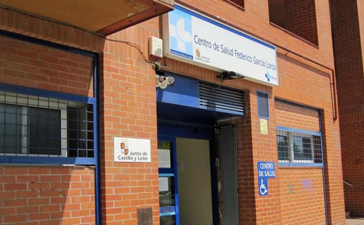 Fachada del actual centro de salud Federico García Lorca. 