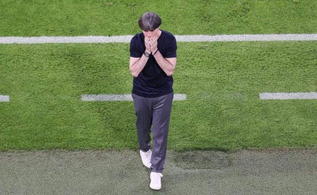 Joachim Löw se despidió de la selección alemana con una derrota ante Inglaterra.