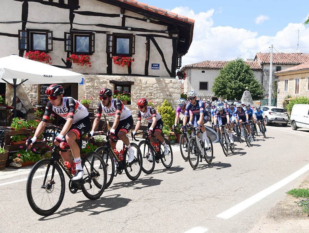 Fotos: Juan Sebastián Molano se lleva la victoria de la segunda etapa de la Vuelta a Burgos