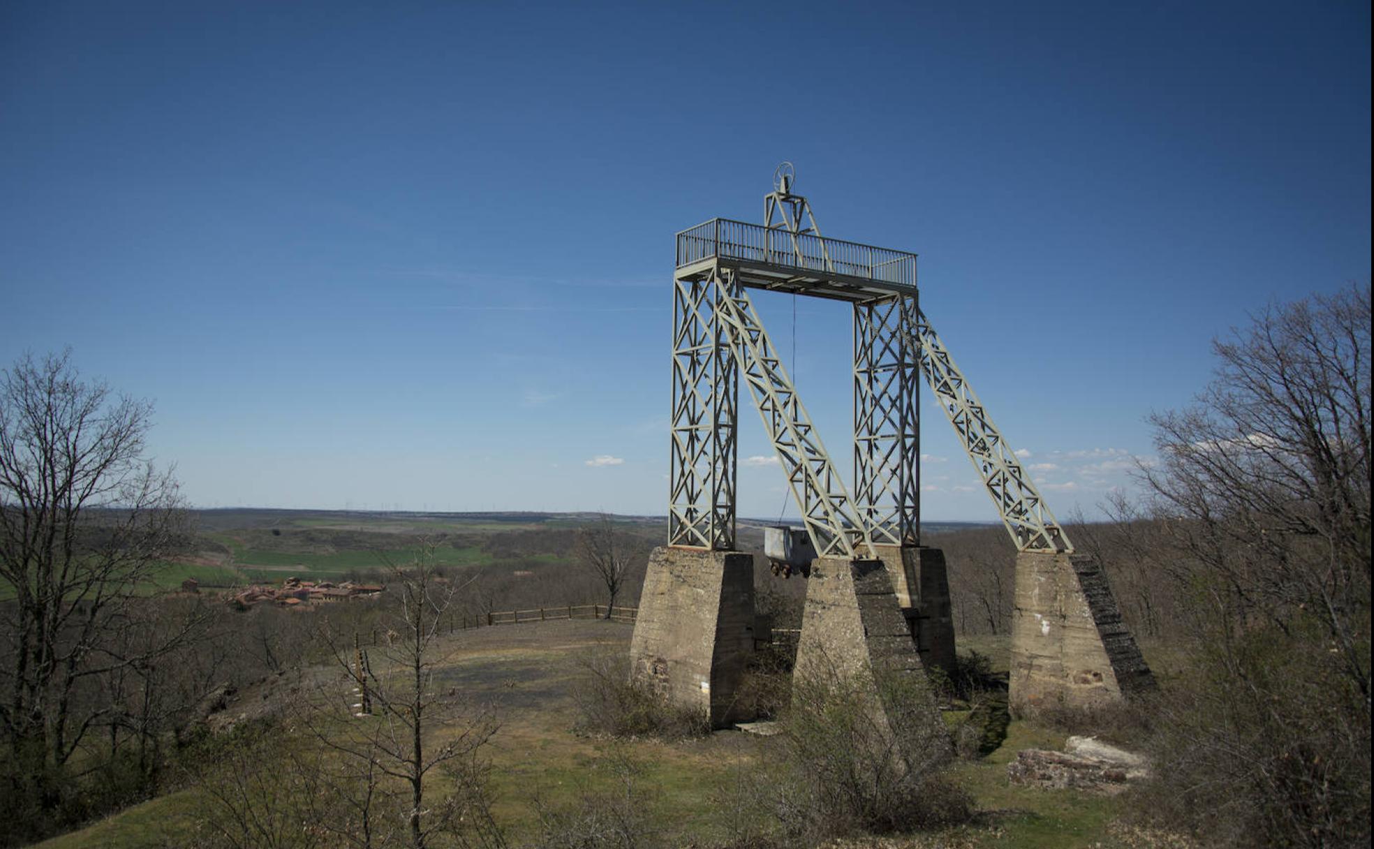 El pozo de San Ignacio es uno de los mejores referentes del pasado minero de Juarros. 