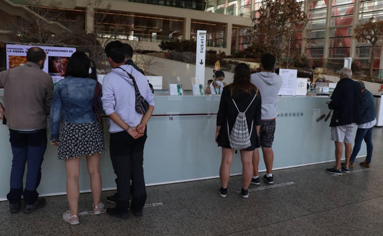 Taquilla del Museo de la Evolución Humana. 