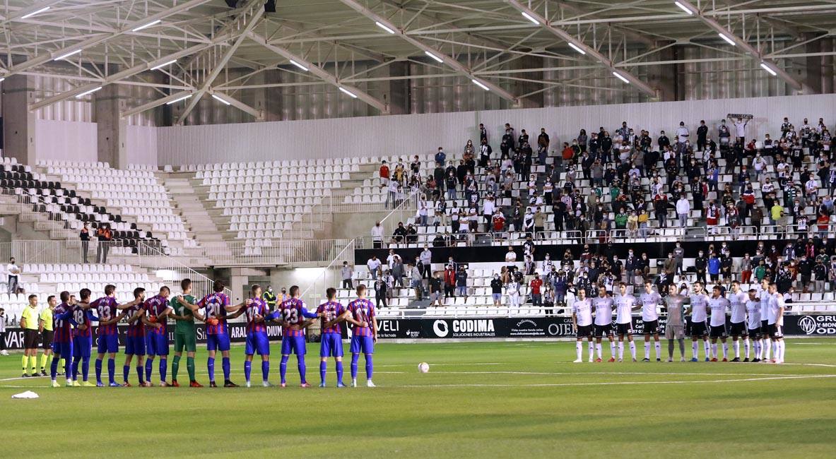 Fotos: Imágenes del Burgos CF - Eibar en El Plantío