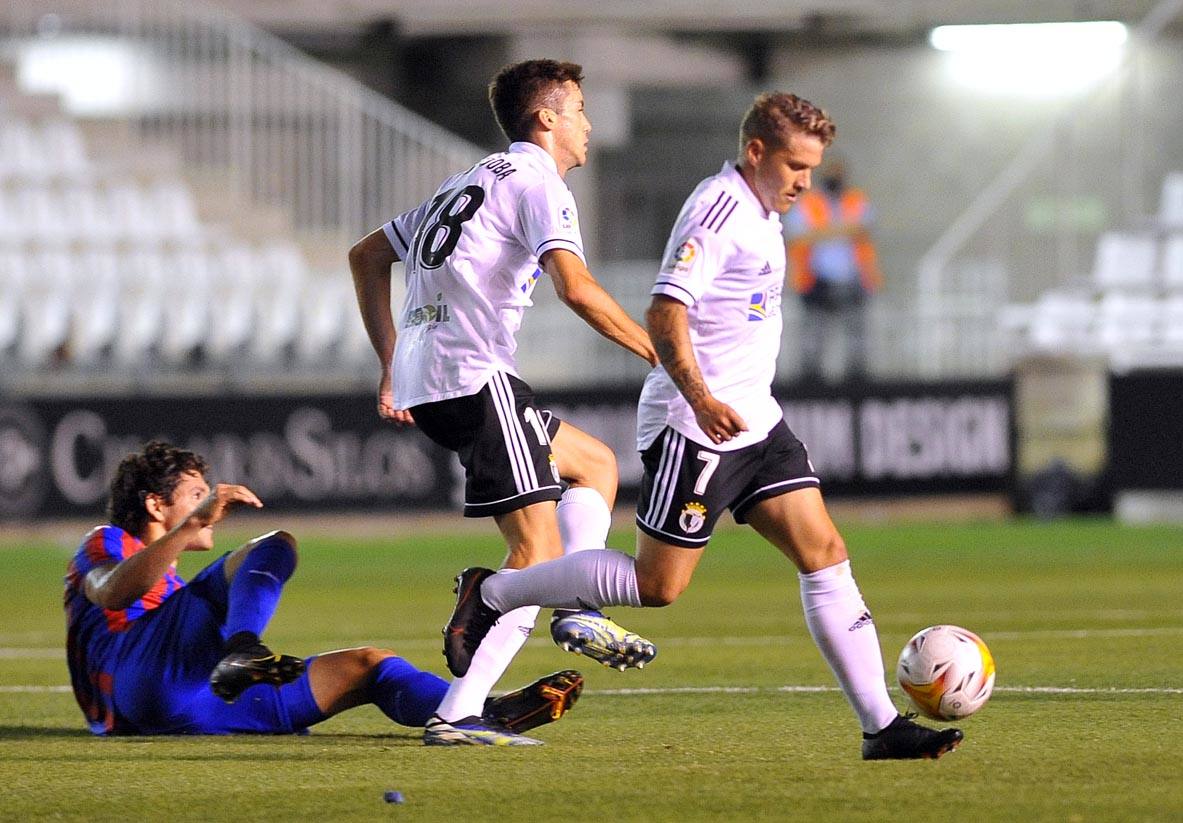 Fotos: Imágenes del Burgos CF - Eibar en El Plantío