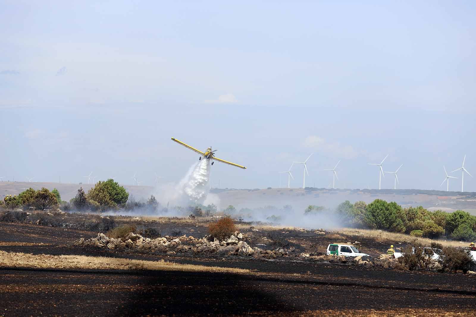 Fotos: Incendio en el parque eólico de Valle de Santibáñez