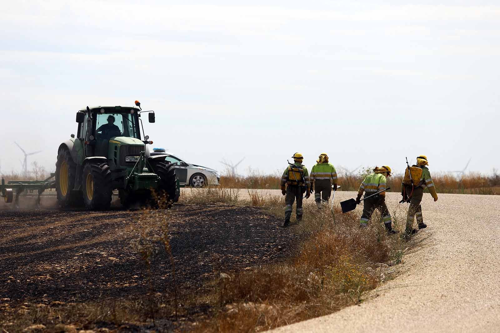 Fotos: Incendio en el parque eólico de Valle de Santibáñez