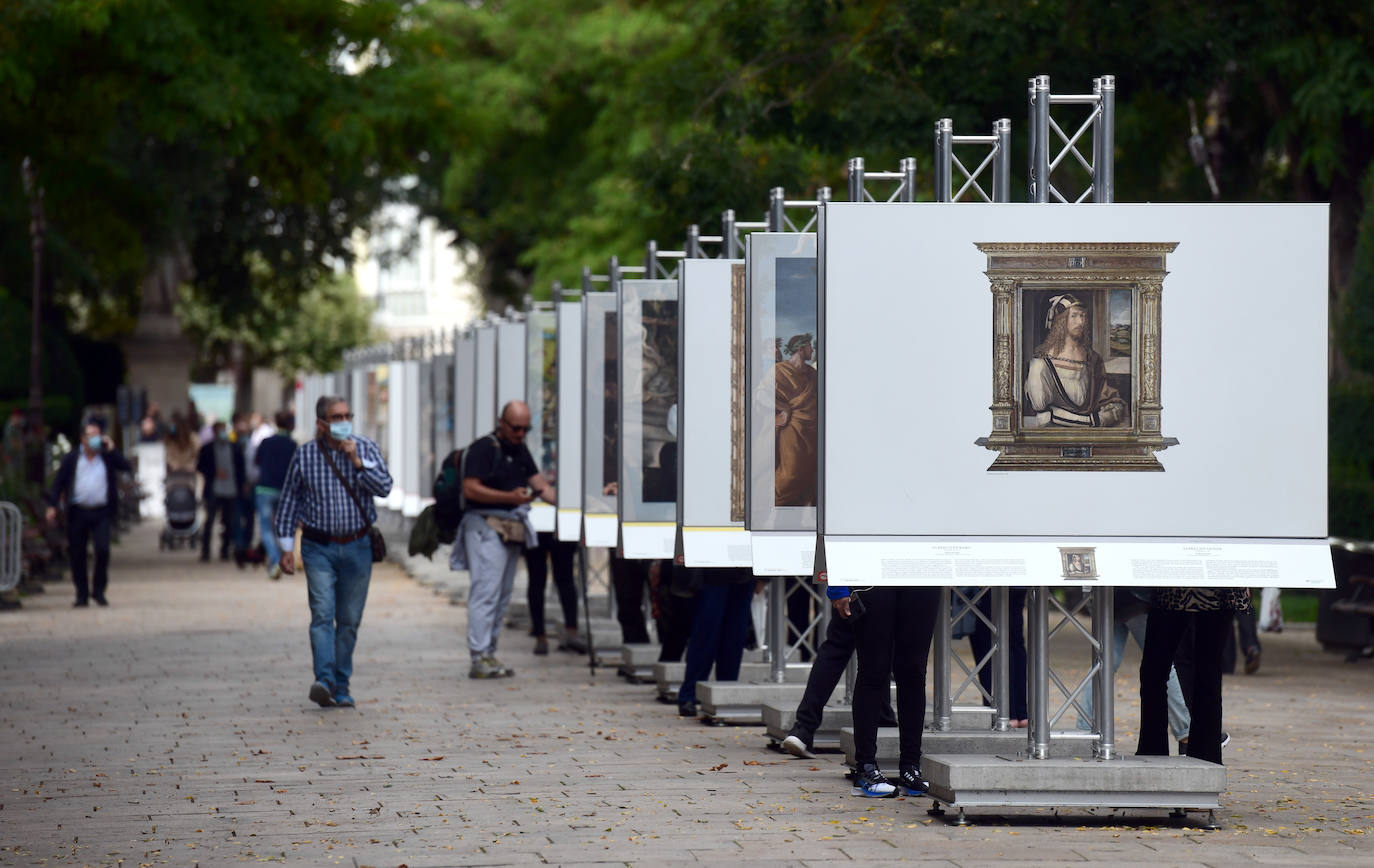 50 recreaciones del museo se exhiben en el corazón de la capital.