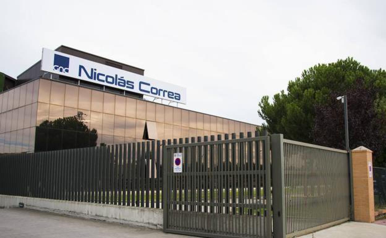 Entrada al Grupo Nicolás Correa.