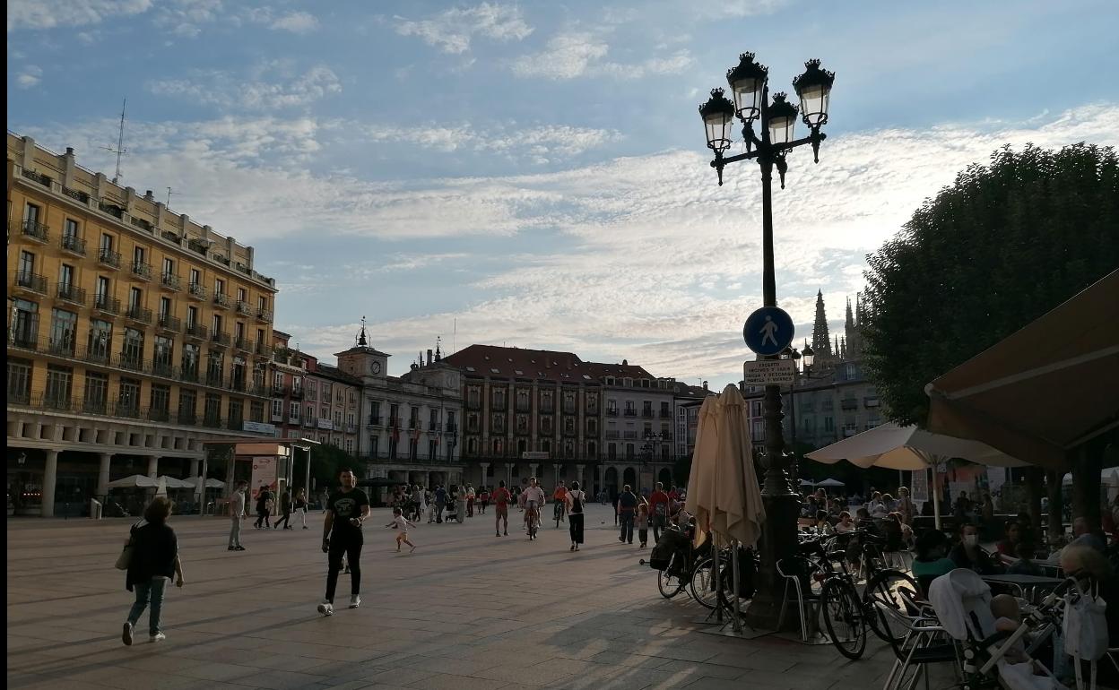 Burgos rebaja la tensión por covid.