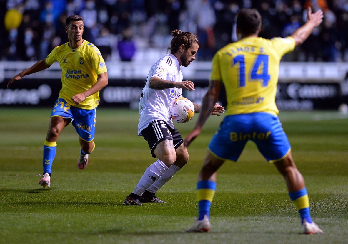 Fotos: El Burgos CF suma un empate frente a Las Palmas