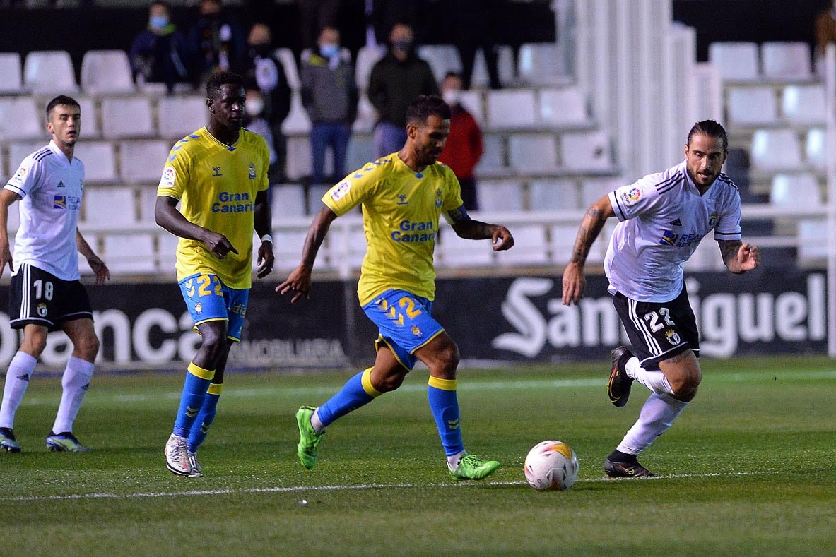 Fotos: El Burgos CF suma un empate frente a Las Palmas