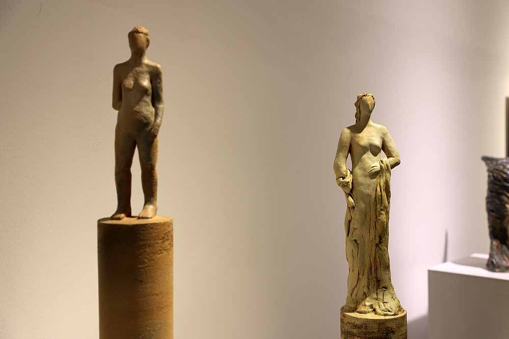 Fotos: Exposición de cerámicas de Raquel Condado y José Luis Ramos