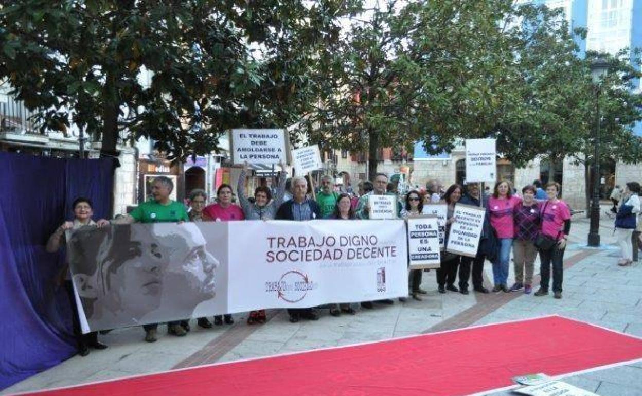 Imagen de archivo de una Jornada Mundial por el Trabajo Decente. 