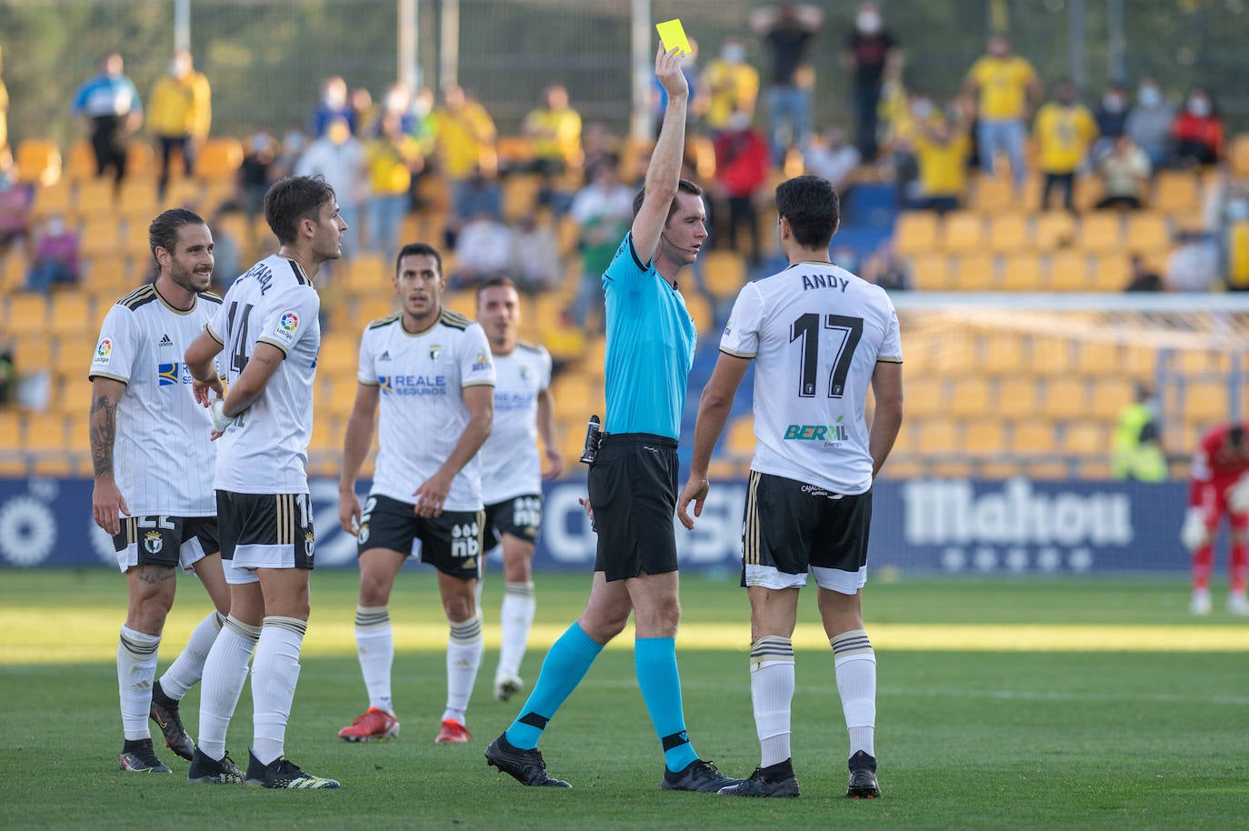 Fotos: El Burgos CF cae en casa del colista