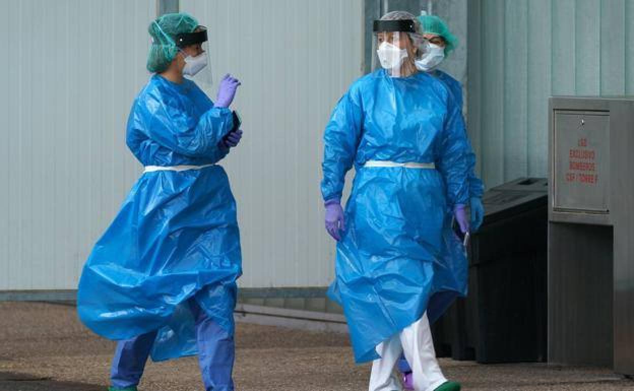 Profesionales sanitarios en plena pandemia.