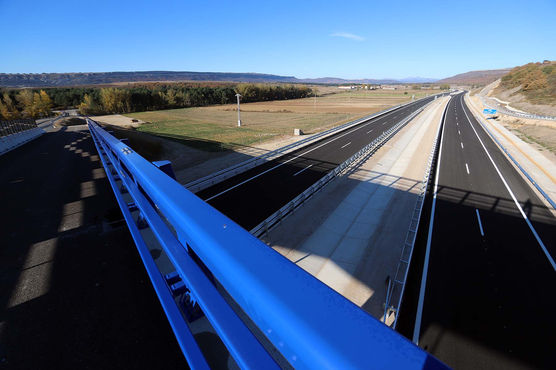 Fotos: La apertura del nuevo tramo de la A-73, inminente