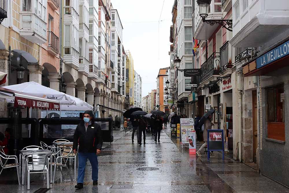 Fotos: Burgos se despide octubre con lluvia