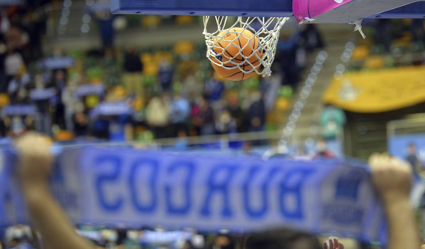 Los de Tabak suman la victoria en la Champions ante el conjunto alemán.