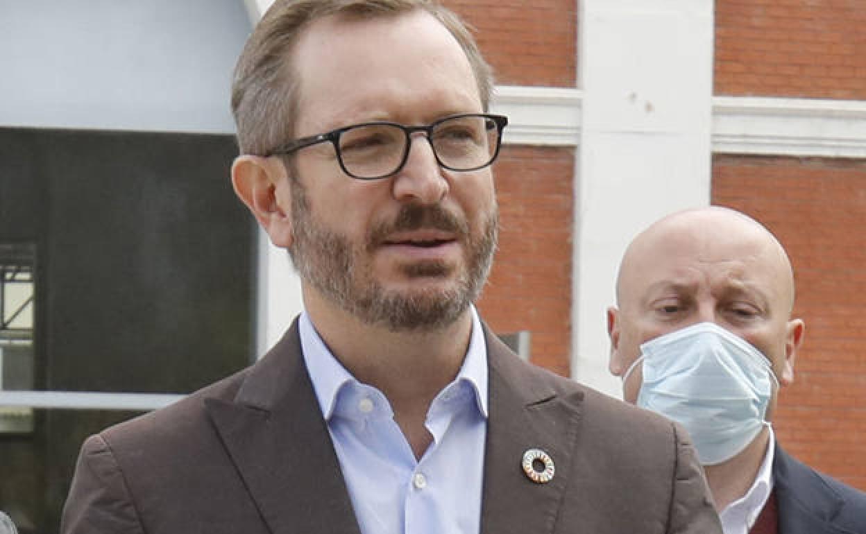 Javier Maroto, portavoz del grupo del Partido Popular en el Senado, presidirá el encuentro. 