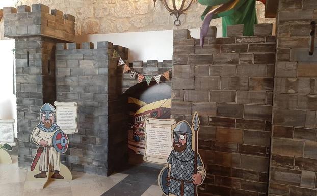 Decoración medieval del Salón Infantil y Juvenil.