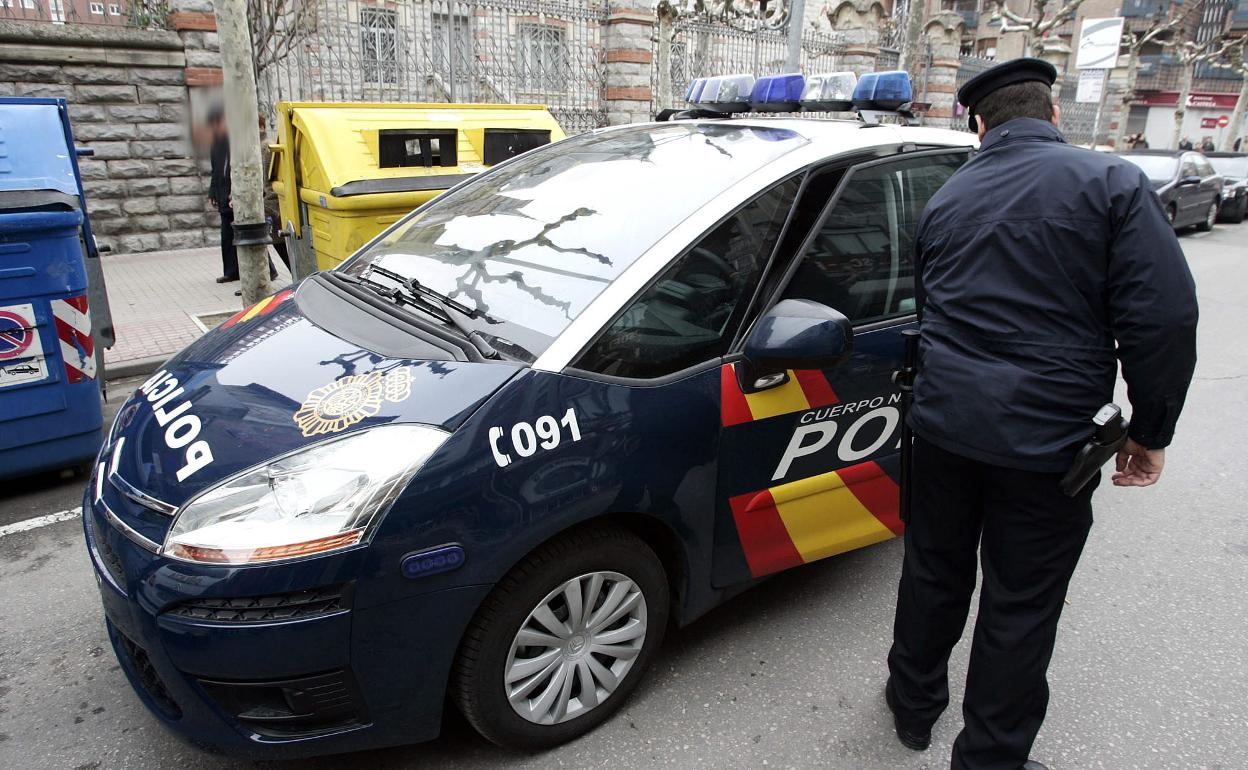 Imagen de un coche de la Policía Nacional.