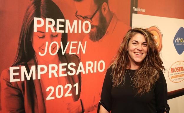 Imagen principal - Empresas Burgos: Difadi se alza con el premio Joven Empresario 2021