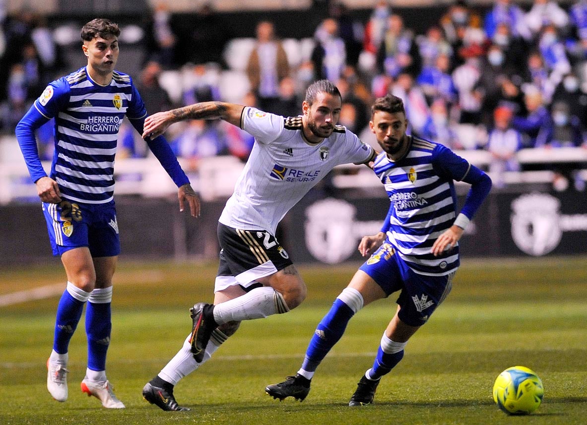 Fotos: El Burgos CF se hace con un nuevo derbi